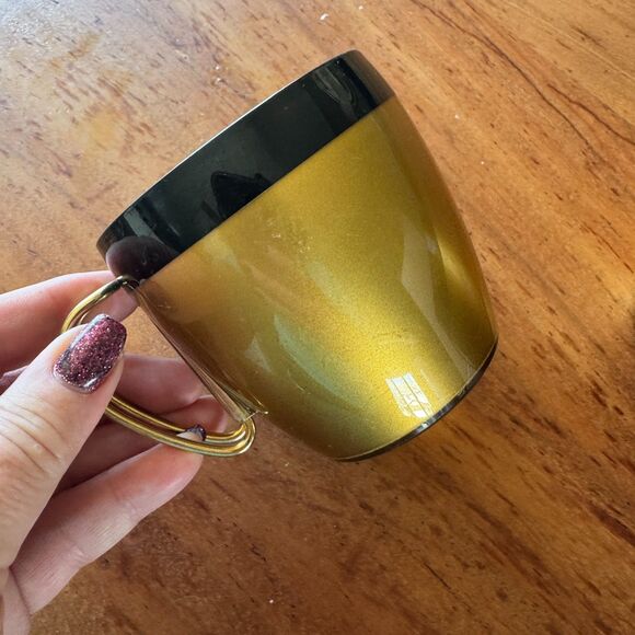 Vintage West Bend Thermo-Serv Gold Black Insulated Mugs MCM Coffee Cups Pair - Picture 4 of 8